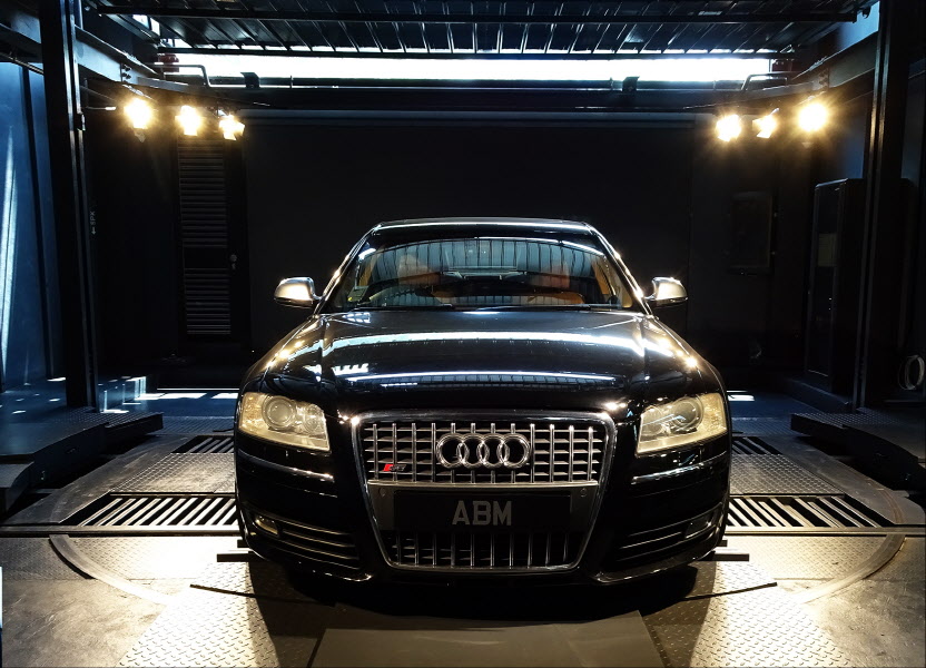 [SOLD] 2008 AUDI S8 5.2 QUATTRO