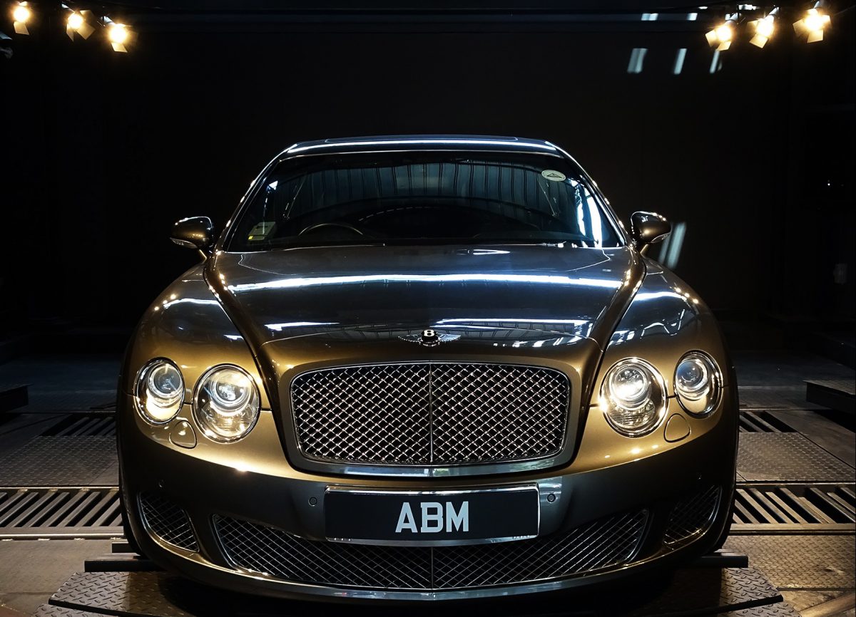 [SOLD] 2009 BENTLEY FLYING SPUR