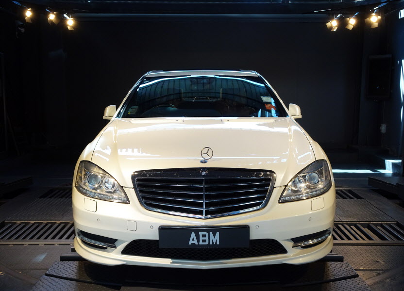 [SOLD] 2012 MERCEDES S300L