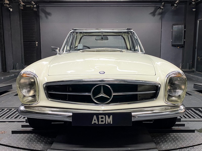 [SOLD] 1969 MERCEDES 280 SL PAGODA
