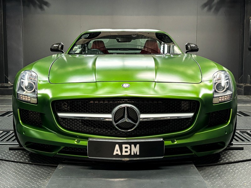 2010 MERCEDES SLS AMG