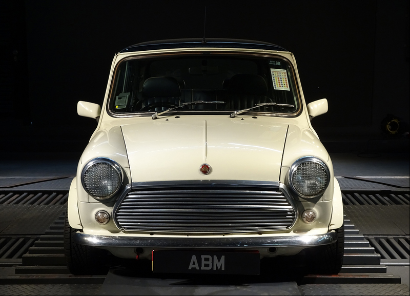 1976 AUSTIN MINI