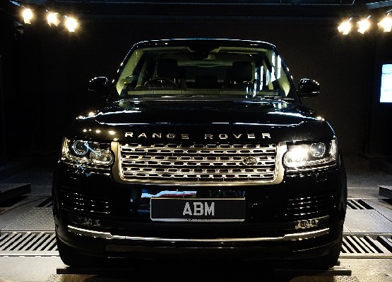 [SOLD] 2013 LAND ROVER RANGE ROVER 3.0TDV6 TSS SR