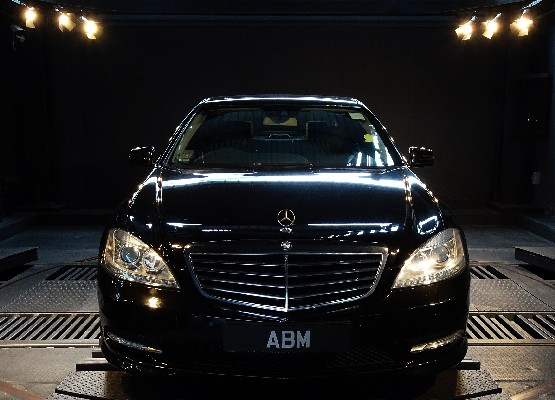 [SOLD] 2011 MERCEDES BENZ S300L