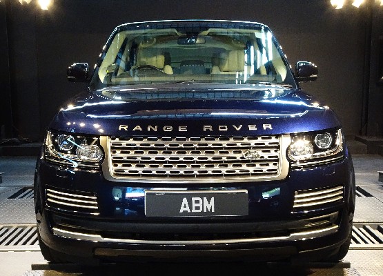 [SOLD] 2017 LAND ROVER RANGE ROVER 5.0 SC
