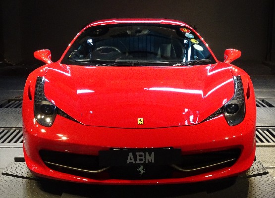 [SOLD] 2012 FERRARI 458 ITALIA 4.5L SMT