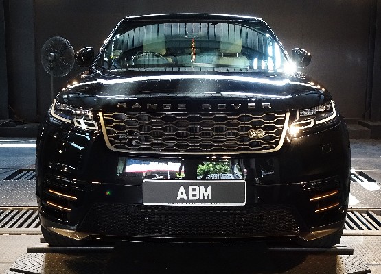 [SOLD] 2017 LAND ROVER RANGE ROVER VELAR 2.0
