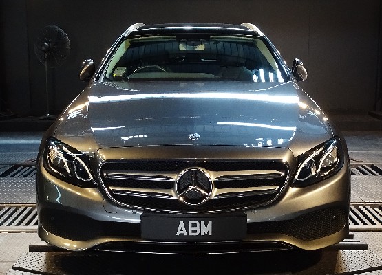 [SOLD] 2017 MERCEDES BENZ E220D ESTATE