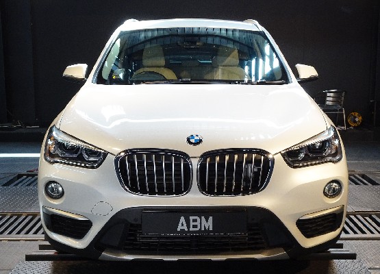 [SOLD] 2017 BMW X1 SDRIVE18I AT