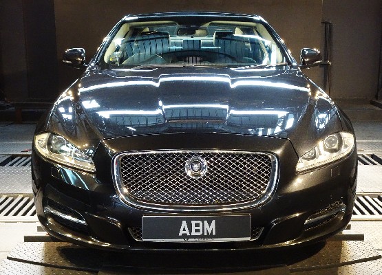 2013 JAGUAR XJ 3.0 SC PL LWB