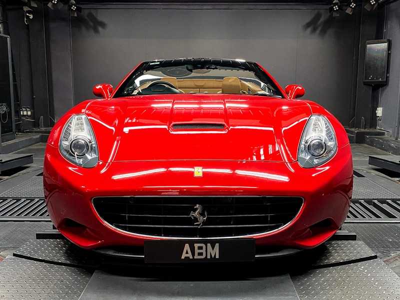 [SOLD] 2012 FERRARI CALIFORNIA