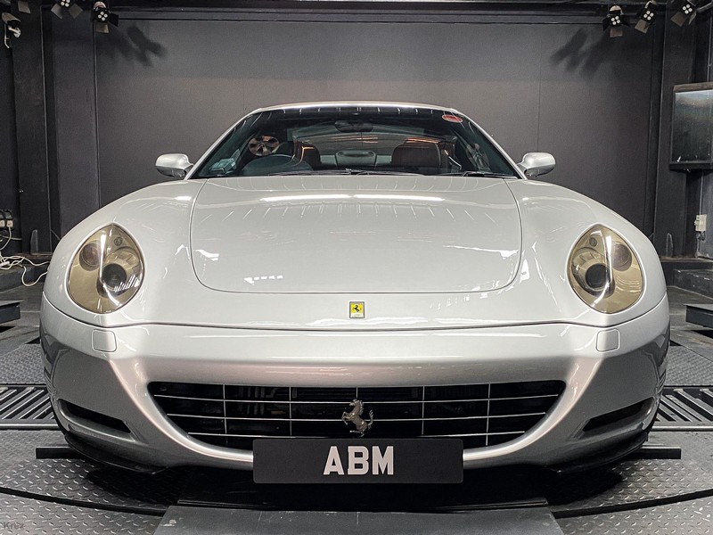 2005 FERRARI 612 SCAGLIETTI