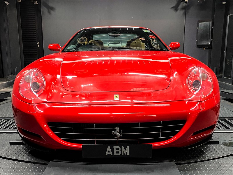 2005 FERRARI 612 SCAGLIETTI F1
