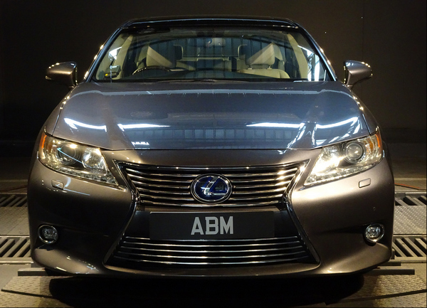 [SOLD] 2013 LEXUS ES300H