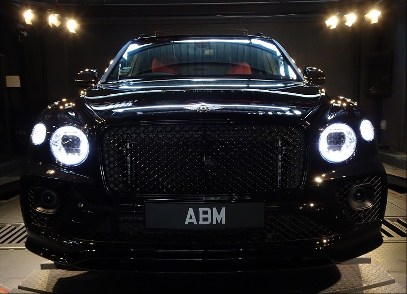 [SOLD] 2021 BENTLEY BENTAYGA V8 (FIRST EDITION)