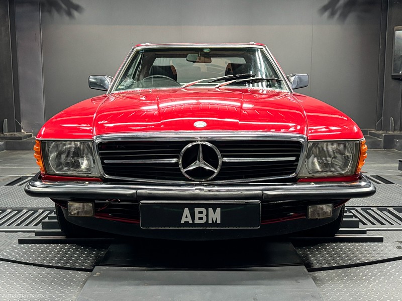 1982 MERCEDES 280SL