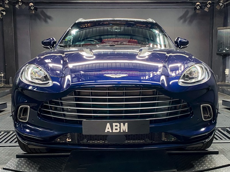 [SOLD] 2021 ASTON MARTIN DBX