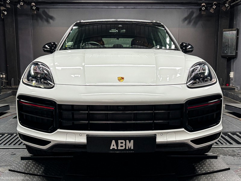[SOLD] 2019 PORSCHE CAYENNE TURBO TIP