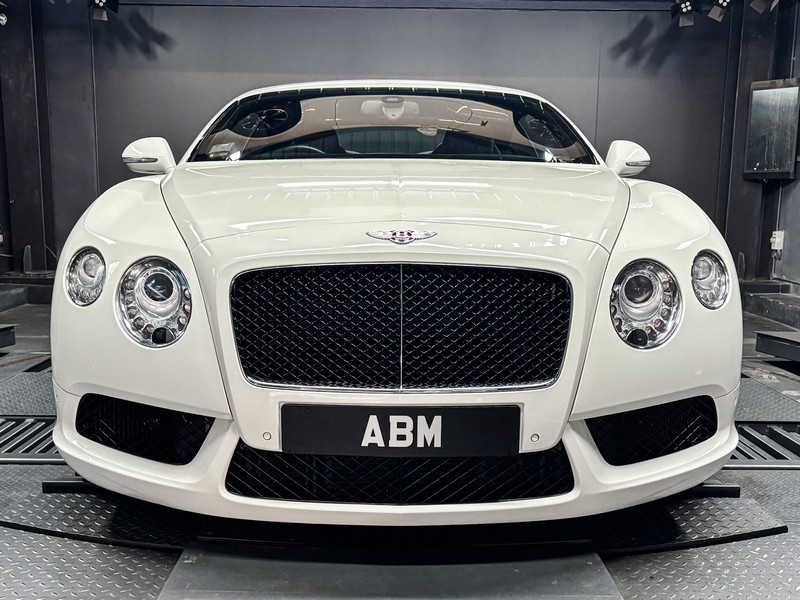 [SOLD] 2015 BENTLEY CONTINENTAL GT 4.0A V8