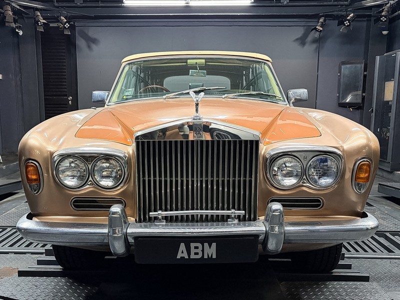 1970 ROLLS ROYCE CORNICHE CONVERTIBLE